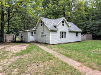 1466 Scenic Dr