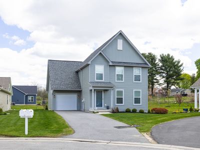 16 Parkglen Dr