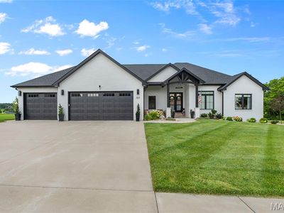 1015 Rose Bowl Dr