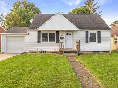 324 Viking St NW