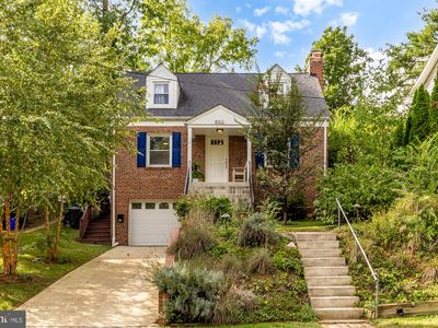 8312 Greenwood Ave