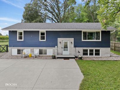 2714 N 3853rd Rd