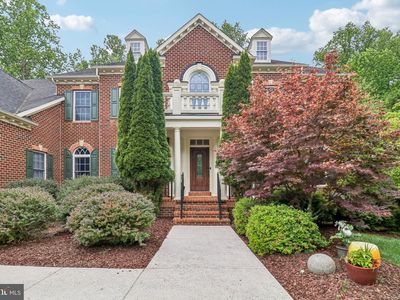 302 Panora Way