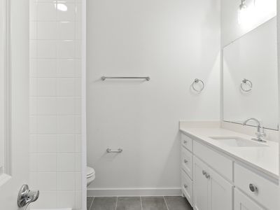 1422 Azalea Dr