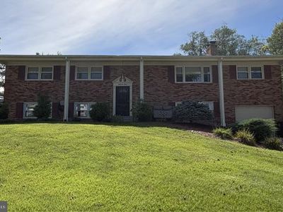 6112 Rayburn Dr