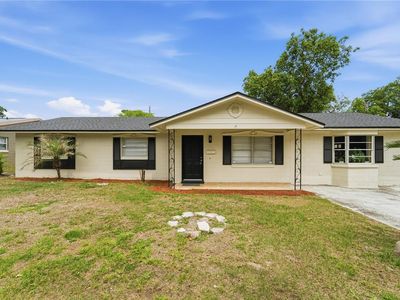 2213 Villano Ave