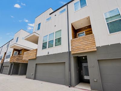 Property at 1510 N Washington Ave #203, Dallas, TX