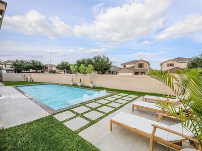 11315 Basque Dr