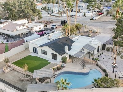 4538 Carol Cir