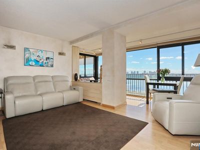 3 Horizon Rd #618