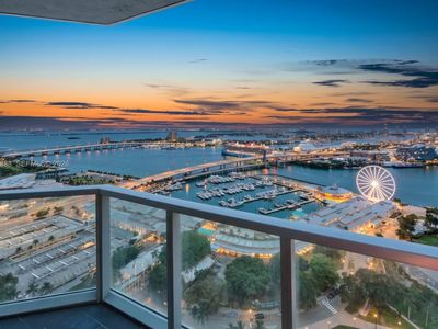 244 Biscayne Blvd APT 3602