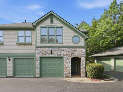 101 Presque Isle Ln #100
