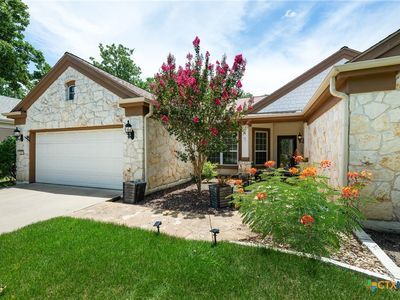 202 River Rock Dr