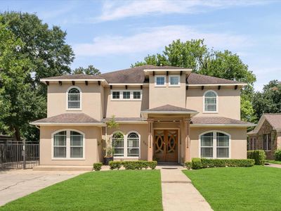 2012 Forest Hill Blvd
