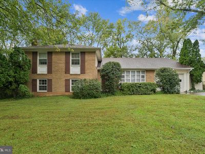1405 Mullins St