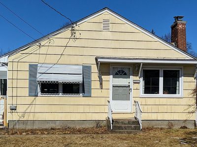 18 Pierremount Ave