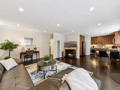 1223 Bonanza Ave APT 11