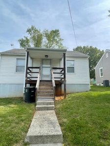 211 College Dr