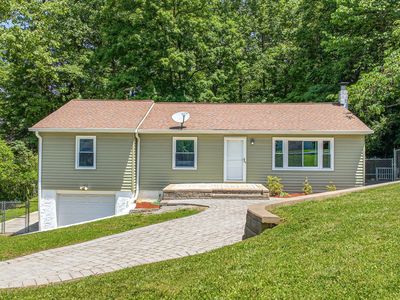 705 White Oak Dr
