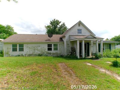 409 Baxter St