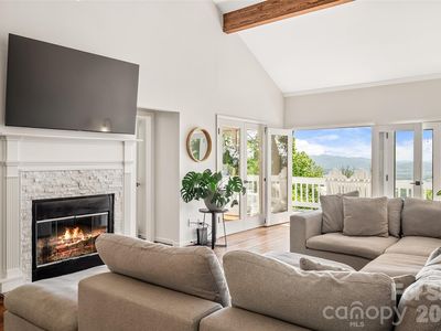 58 Poplar Dr