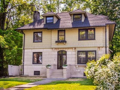 245 Midland Ave