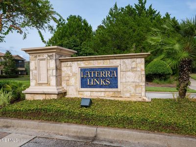 175 LATERRA LINKS Circle #201