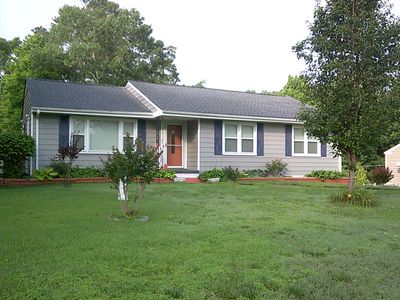 3830 Pin Oak Ter