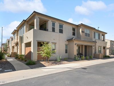 733 E LARK Street #202