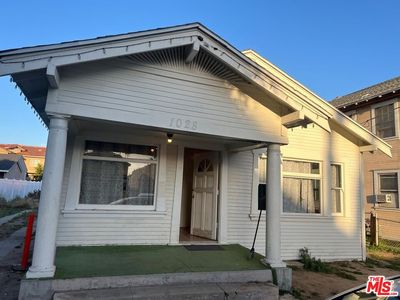 1028 Broad Ave