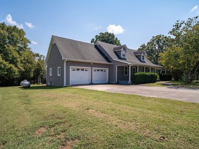 Property at 29670 Persimmon Tree Rd, Anderson, AL
