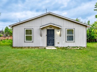 1881 Glenda Ct
