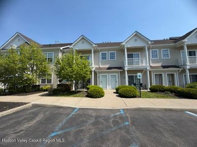 106 Commons Lane
