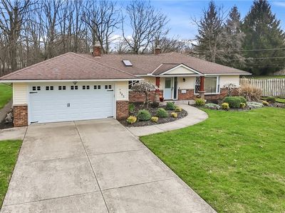 383 Balmoral Dr