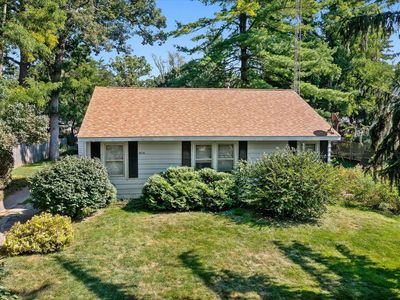 2516 South Shore DRIVE