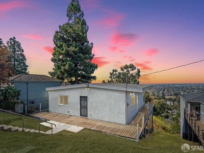 Property at 6633 Simson St, Oakland, CA