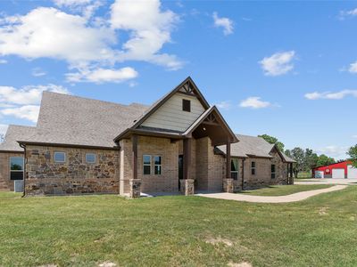 377 Russell Ln