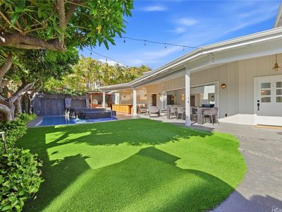 245 Palaoa Pl