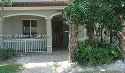 2612 SW 82nd Ave #105