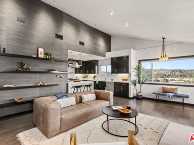 28207 Laura La Plante Dr