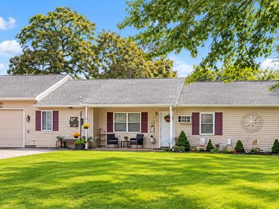 Property at 39 Orchid Road, East Patchogue, NY