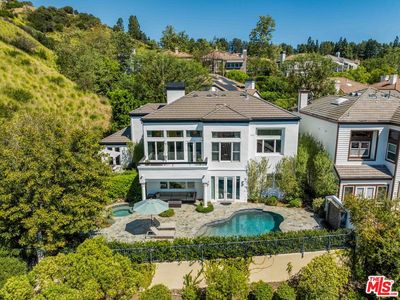 2427 Cobham Ct