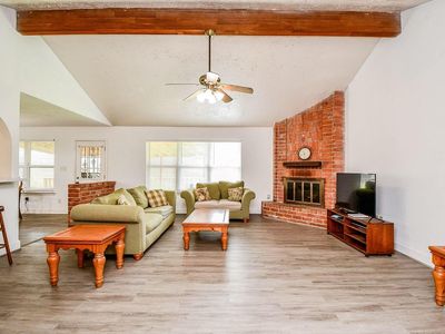 12903 Becklin Ln