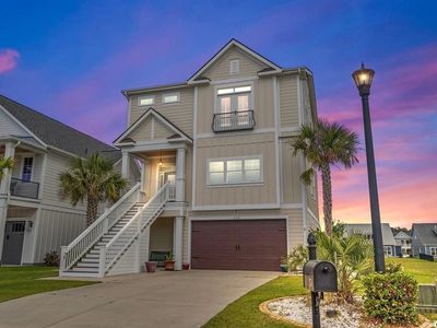 350 Harbour View Dr.