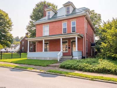 731 Benoni Ave