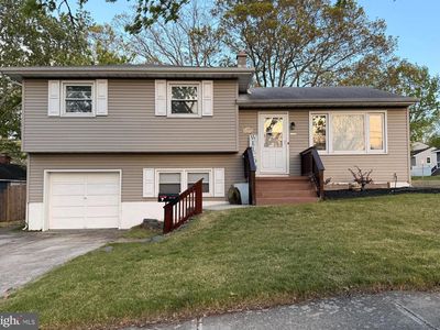 Property at 1 Nassau Rd, Somers Point, NJ