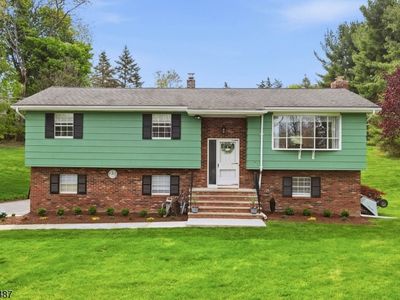 11 Davis Ter
