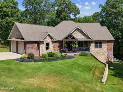 5 Briar Pl