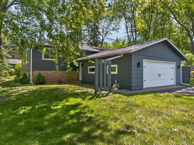 1802 Oak Knoll Dr NE
