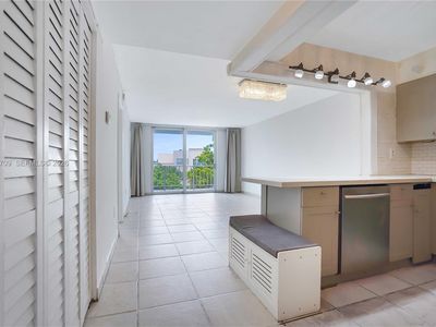 6900 Bay Dr APT 3H